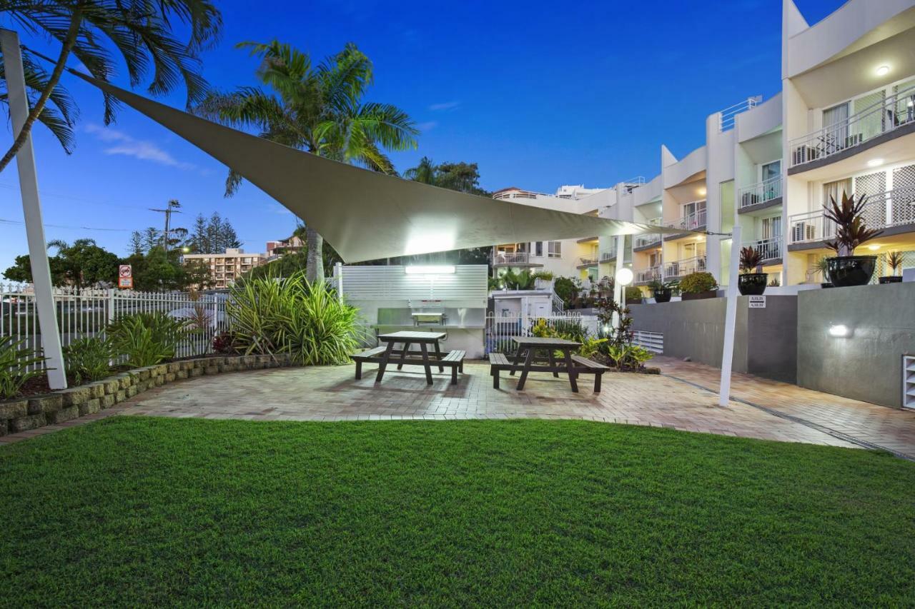 Kirra Palms Holiday Apartments Gold Coast Exterior photo